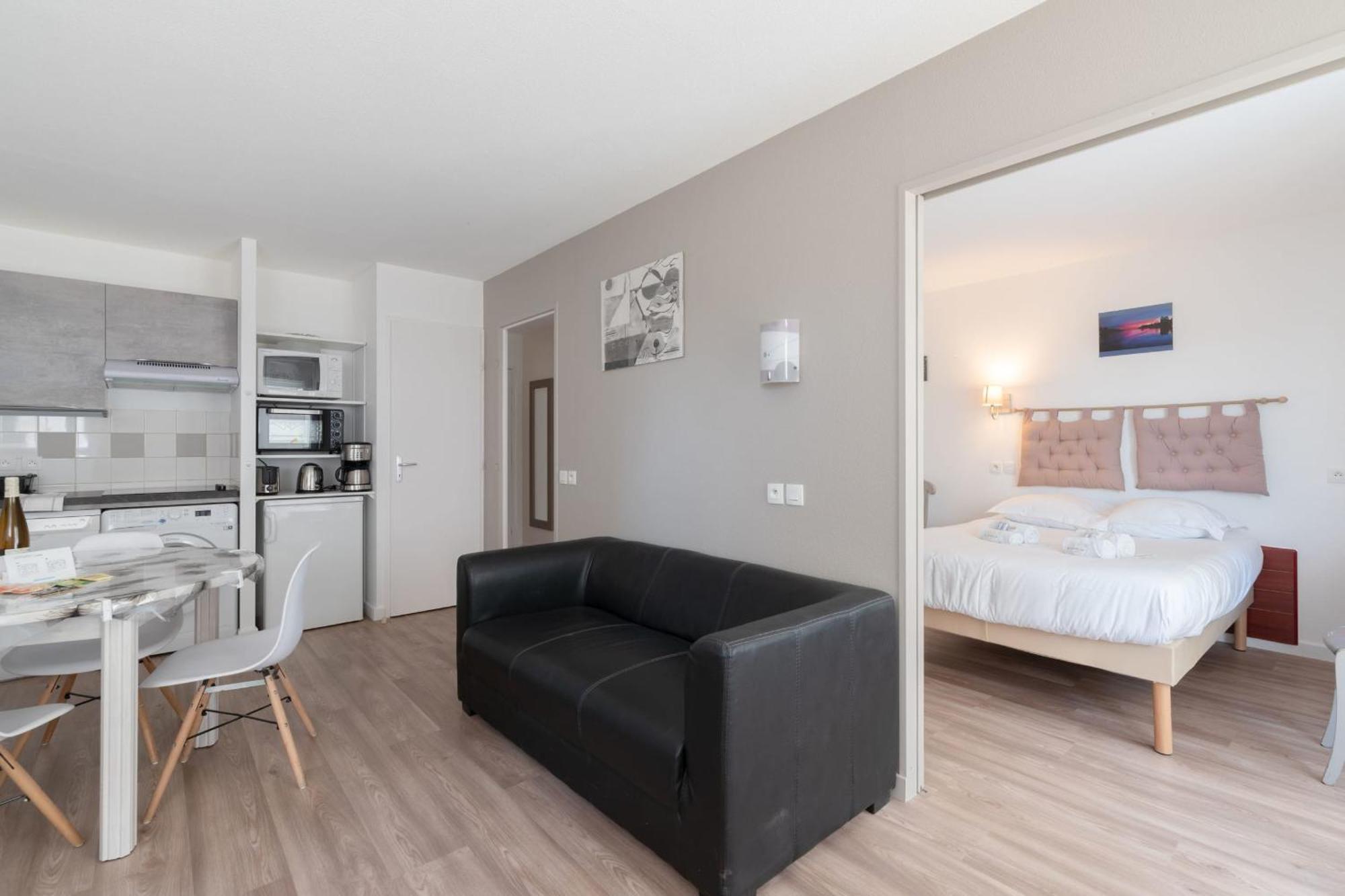 Bel appartement dans une Residence avec piscine Pornic Extérieur photo